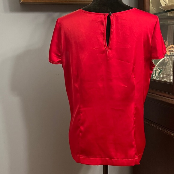 Elegant Red Satin Top with Black Beaded Detail - Picture 2 of 6